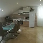 Apartman Daria 트로기르