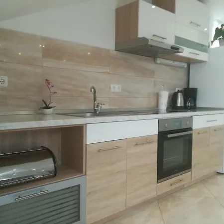 Daria Apartment